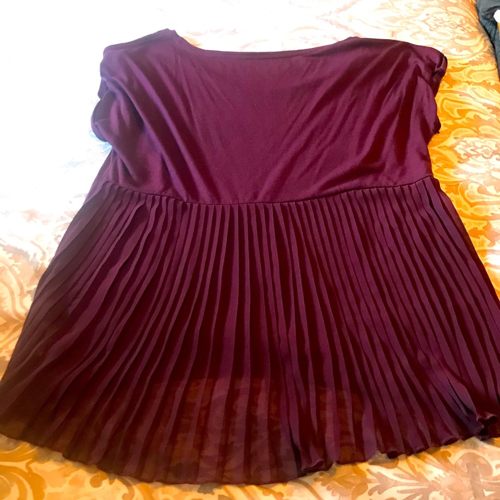 Women’s American Eagle top